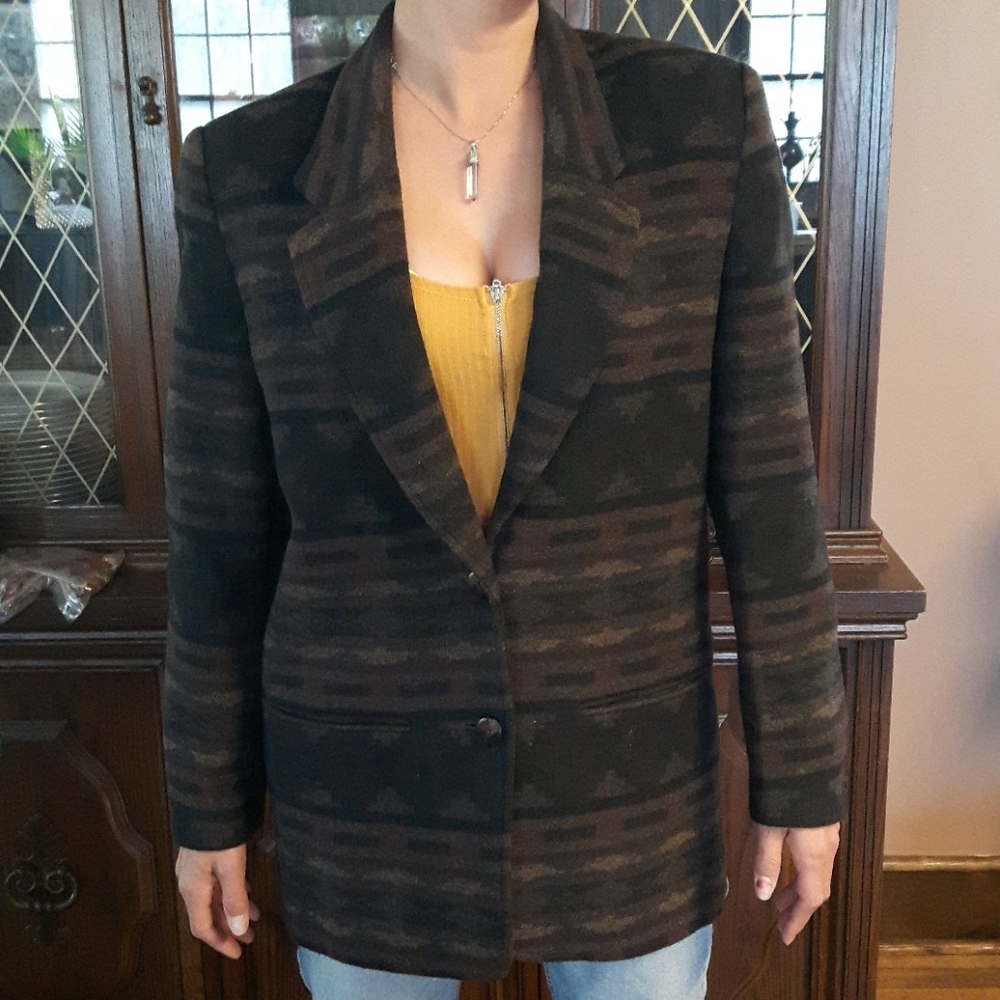 Emblem Vintage Wool Blend Blazer – Women's Size 5 | Bulgaria Made | Classic Tail - Picture 12 of 14